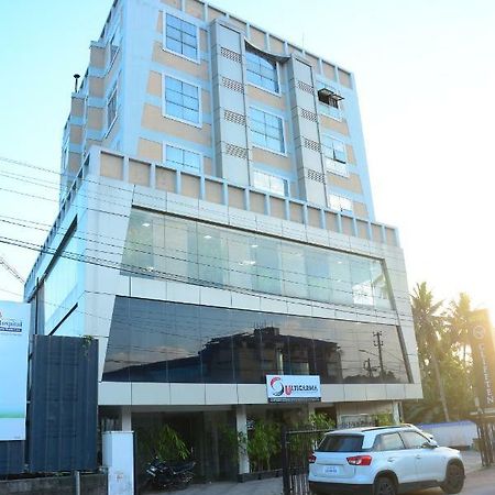 Clifften Hotell Thiruvananthapuram Eksteriør bilde